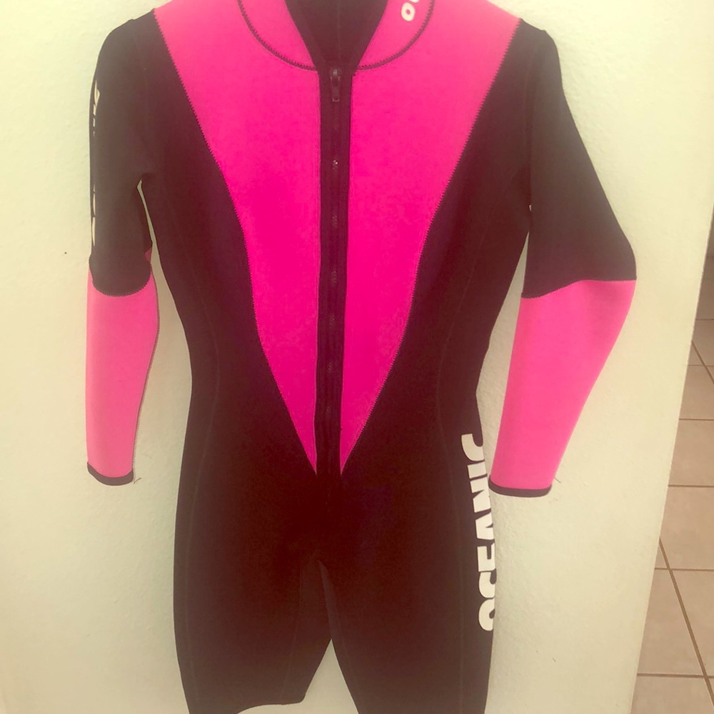 Underwater suit